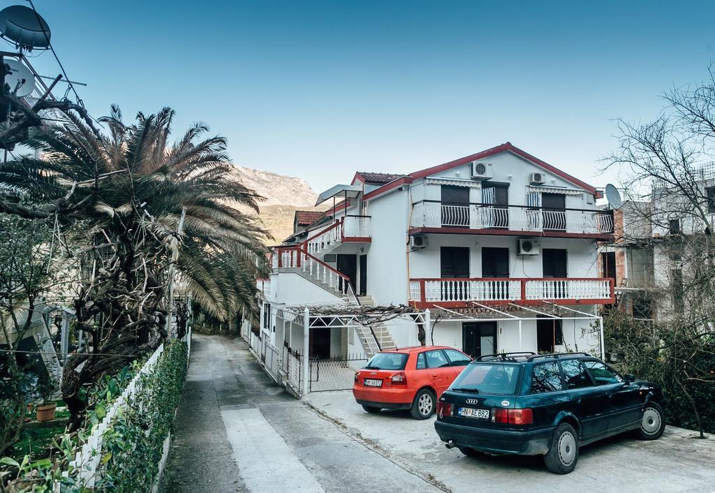 Guest House Bajceta Херцег-Нови Экстерьер фото